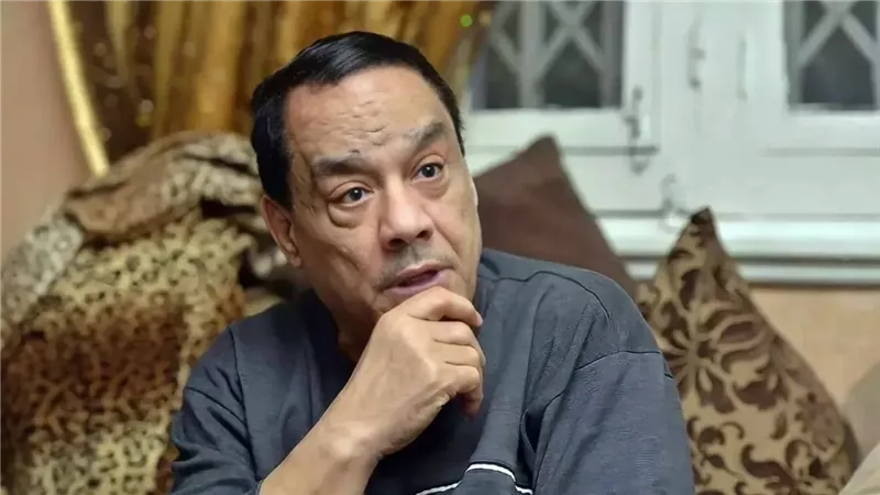 حلمى بكر
