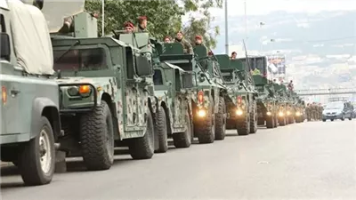 الجيش اللبناني: إصابة جندي في قصف إسرائيلي استهدف سيارة بقضاء بنت جبيل