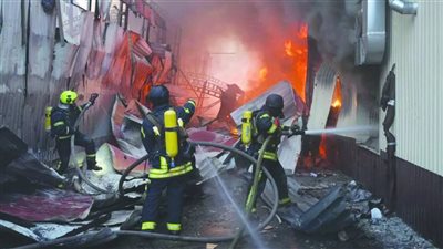 هجوم روسي واسع بالطائرات المسيّرة على كييف وسقوط 9 مدنيين في سومي