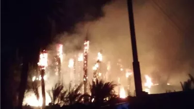 حريق ضخم يلتهم مخزن بنزين في منطقة أبو القاسم بالمحلة الكبرى 