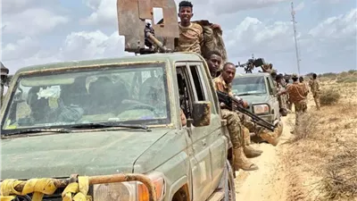 مقتل 10 أشخاص في هجوم انتحاري استهدف مجندين بالجيش بالعاصمة الصومالية مقديشو