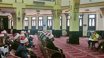 مديرية الأوقاف تعقد دورة 