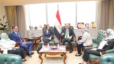 وزير العمل يلتقي وفدًا من الوكالة الألمانية للتعاون الدولي