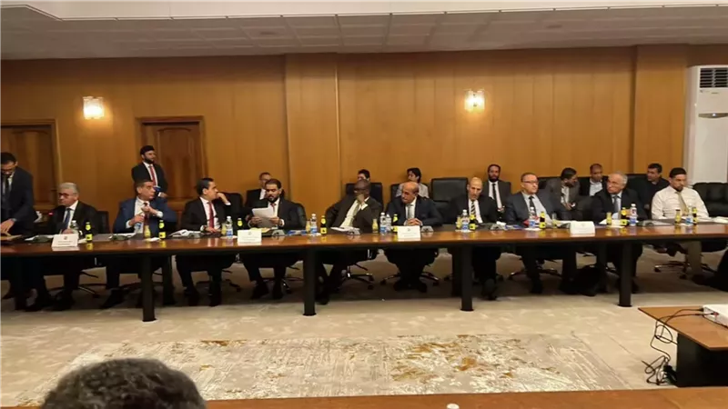 البرلمان الليبي يبدأ