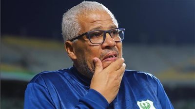 رسميا.. المصري يقيل  «بوجلبان» ويكلف ميمي عبد الرازق بقيادة الفريق