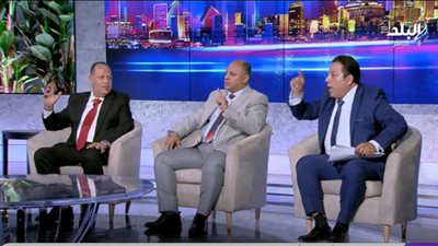 انسحاب رئيس ائتلاف ملاك العقارات على الهواء.. وردّ صادم من أحمد موسى| فيديو 