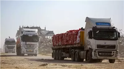 عبر مؤسسة أمريكية.. إسرائيل تعيد مسارات المساعدات لغزة مع استمرار عدوانها