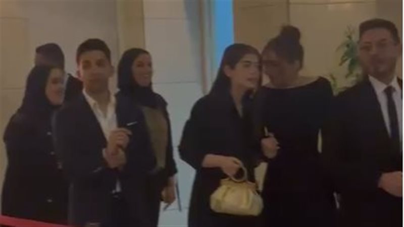 ليلى زاهر وعائلتها