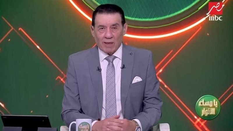 مدحت شلبي