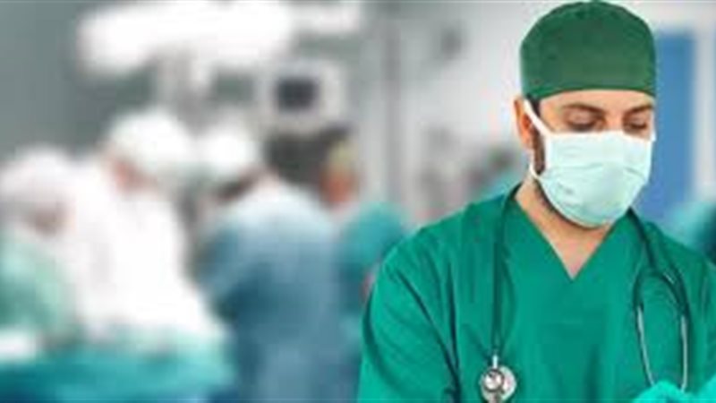 غسل الزي الطبي داخل