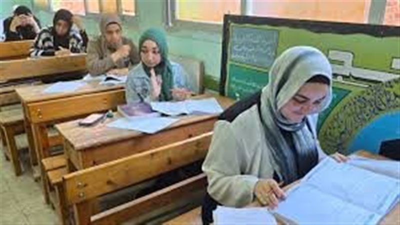 طلاب الثانوية العامة