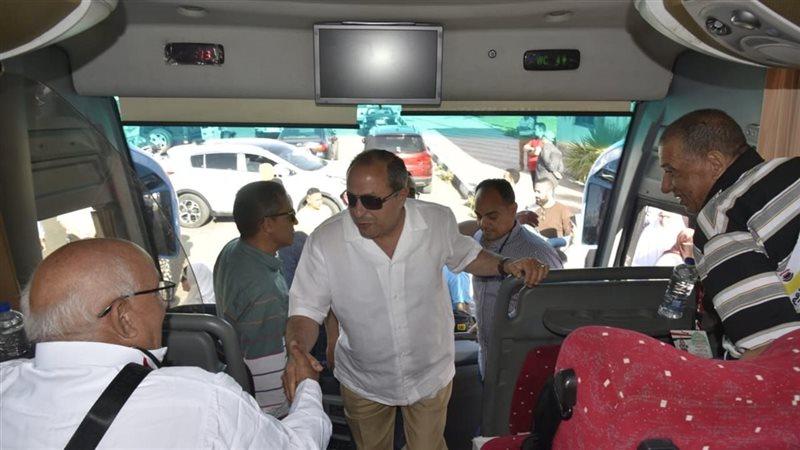 محافظ بورسعيد يودع