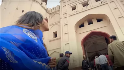 بعد عدة رحلات مشبوهة.. اعتقال يوتيوبر هندية بتهمة 