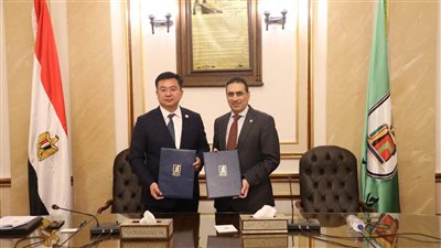 جامعة القاهرة توقع مذكرة تفاهم مع مركز التبادل الدولي للتعليم اللغوي بالصين