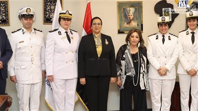  القومي للمرأة يستقبل وفداً من كلية الشرطة الرواندية وكبار الضباط الأفارقة