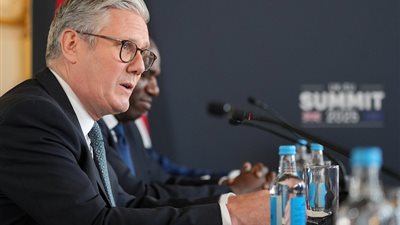 رئيس الوزراء البريطاني: سنخفض تلوث مياه الصرف الصحي إلى النصف