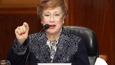 محامي أحفاد نوال الدجوي الذكور : منفتحون على الصلح .. وأحفاد البنات لن تركها 