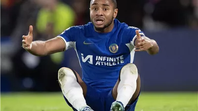 نكونكو يشعل صراع الكبار .. آرسنال ينافس 5 أندية على ضم مهاجم تشيلسي