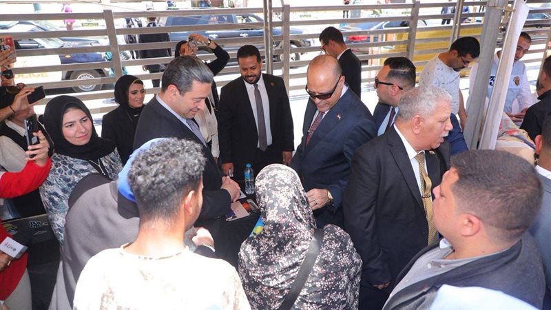 محافظ دمياط
