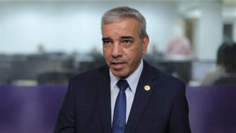 الدكتور عباس شراقي