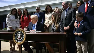 «حذف المحتوى».. ترامب يوقع على مشروع قانون لمكافحة 