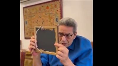 وفاة أخي غيرت حياتي .. محمود سعد أمام المرآة متحدثًا عن 