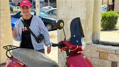 فتاة الديلفري.. آية عادل بطلة المصارعة التي تحولت إلى 