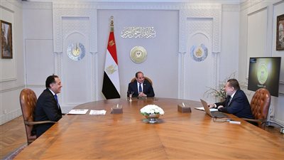 السيسي يجتمع برئيس الوزراء والبنك المركزي لبحث تعزيزالنقد الأجنبي وخفض التضخم 