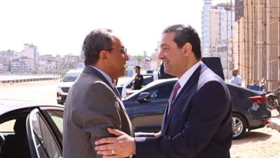 محافظ قنا يصل دمياط لبحث التعاون الاقتصادي بين عواصم المحافظتين 