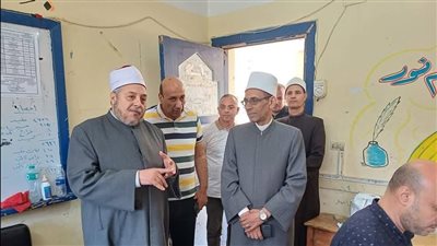 رئيس قطاع المعاهد يتفقد ديوان عام منطقة القاهرة الأزهرية (صور)