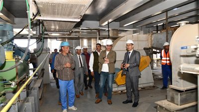 محافظ الفيوم يتفقد الأعمال الإنشائية لتوسعات شركة