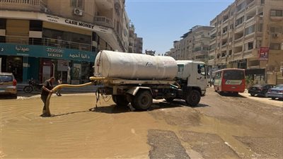 الجيزة: إصلاح كسر مفاجئ بخط مياه بقطاع هضبة الأهرام