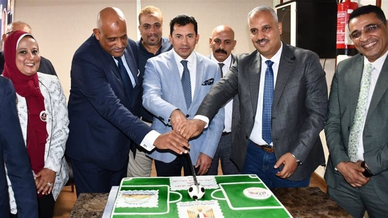 الدكتور أشرف صبحي