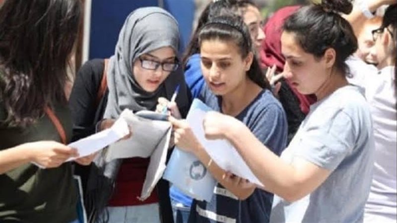 طلاب الثانوية العامة