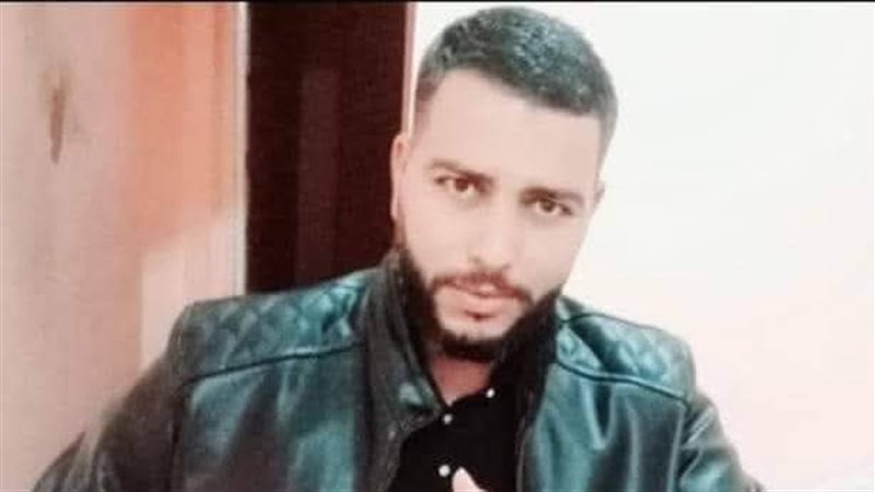 الشاب