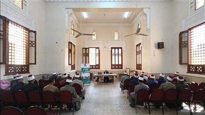 آثاره خطيرة.. تفاصيل ندوة 