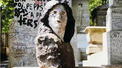 بعد اختفاء 37 سنة.. تمثال 