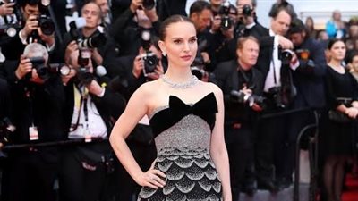 ناقد موضة يكشف لـ