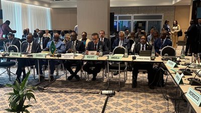 عبدالغفار يحبث التعاون في المجالات الصحية مع وزيري صحة لاتفيا وأوكرانيا