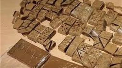 ضبط رجل أعمال بحوزته 50 طربة حشيش  وآيس ونصف مليون جنيه بالشيخ زايد 