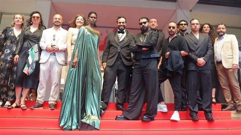 أبطال فيلم عائشة