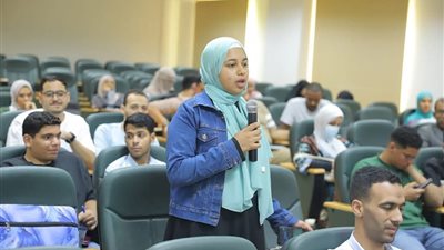 رئيس جامعة السويس يشهد انطلاق الجلسة الافتتاحية لهاكاثون 