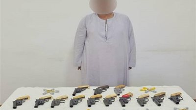 ضبط ترسانة أسلحة نارية وذخيرة في حملة أمنية ببني سويف 