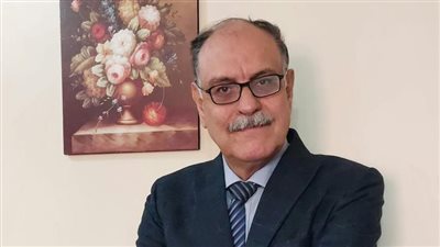 وفاة شقيقة الفنان هشام منصور.. والجمهور يواسيه بالدعاء