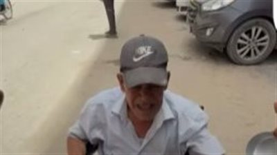 «لى يومين مكلتش».. انهيار مسن فلسطيني بسبب الجوع بغزة  