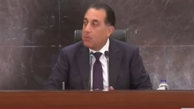 رئيس الوزراء يتابع موقف المشروعات الجارية بمنطقة 