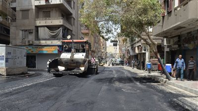 بتكلفة 7.5 مليون جنيه.. محافظ أسيوط يتابع أعمال تطوير ورصف شارع 26 يوليو