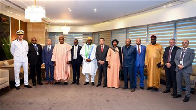 الخارجية تشارك في تدشين مسارات مستدامة بمطار القاهرة لدول الاتحاد الإفريقي