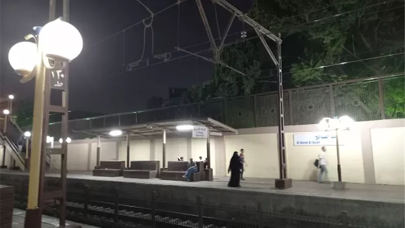 مترو الأنفاق بمحطة