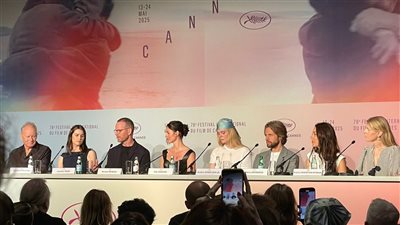 مؤتمر صحفي لأبطال فيلم Sentimental Value في مهرجان كان